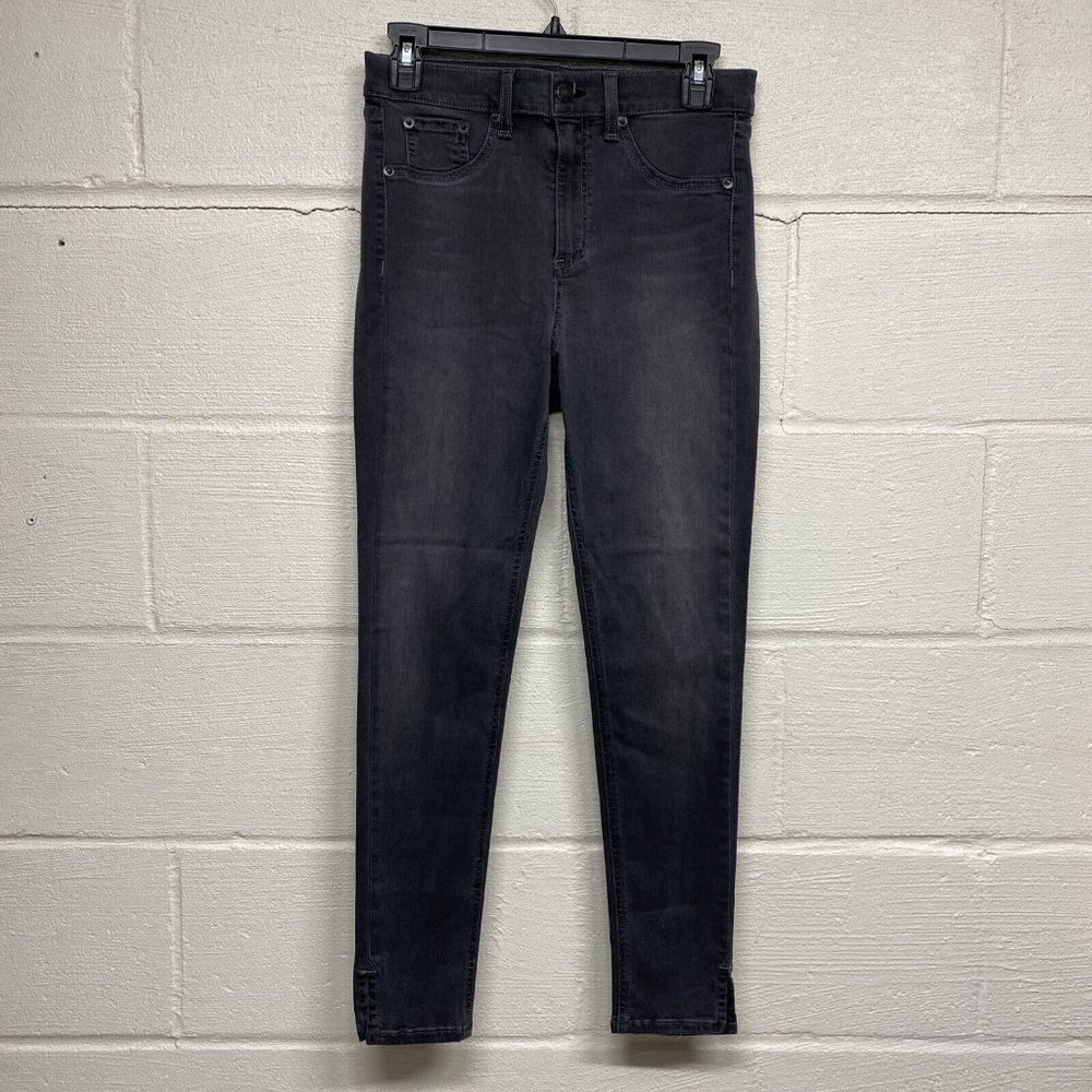 Rag & bone jeans gray 10” capri size 28- measures 28x26.5 stretchy